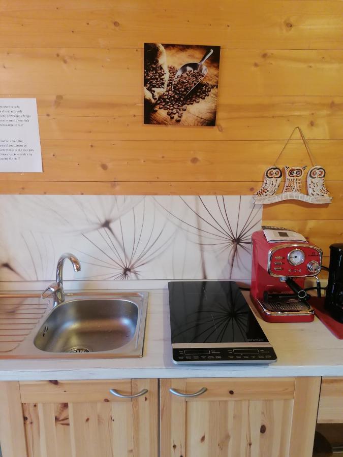Agriturismo Bio Apipoli Lucino 外观 照片