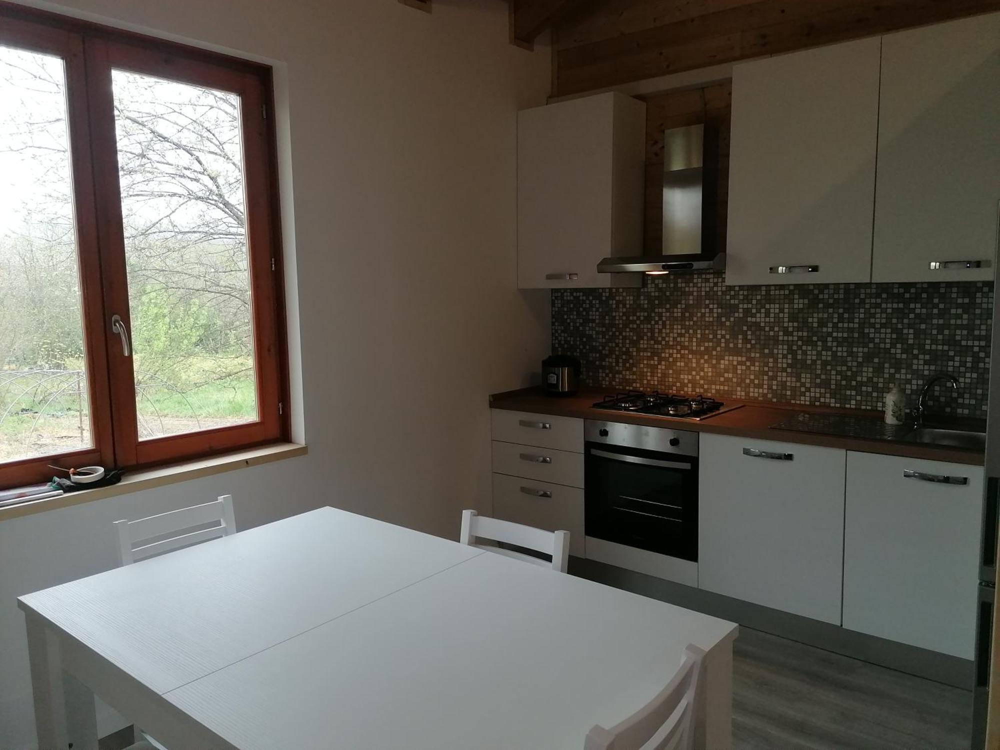 Agriturismo Bio Apipoli Lucino 外观 照片